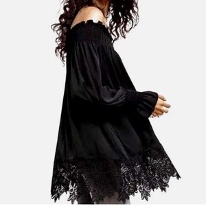 Anthro ERI + ALI Black Off The Shoulder Mod Blouse